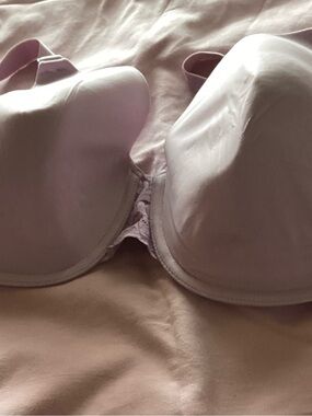 Everyday Smooth Light Pink T-Shirt Bra with Light Support